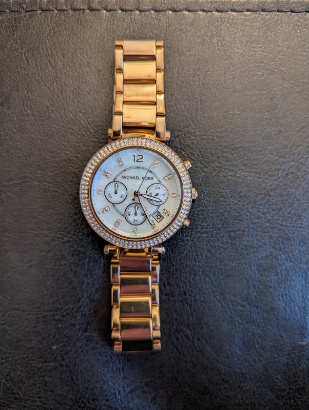 Montre pour femme Michael Kors dans Bijoux et montres  à Laval/Rive Nord