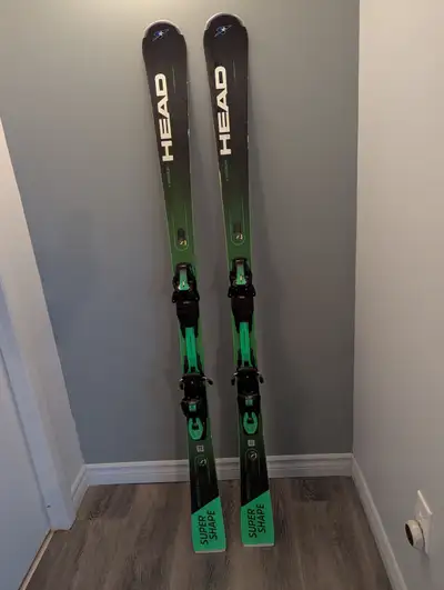 Skis HEAD SuperShape E-Magnum, View more
