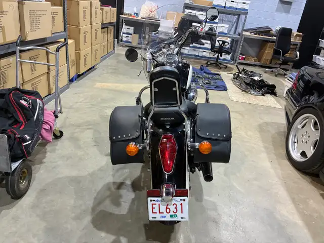 2008 Honda Shadow 750cc with only 5'000 KM in Street, Cruisers & Choppers in Edmonton - Image 5