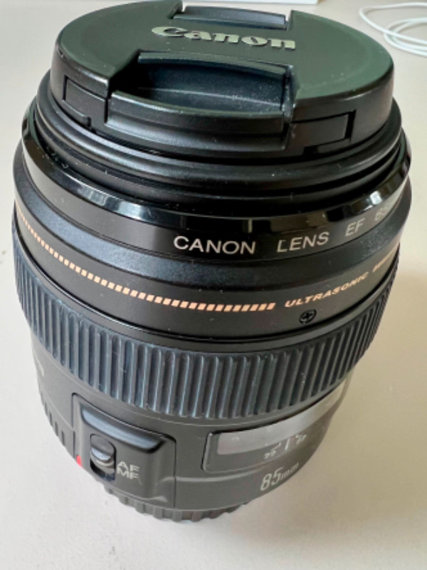 Canon objectif Ef 85. mm. 1.8f dans Appareils photo et caméras  à Longueuil/Rive Sud - Image 3