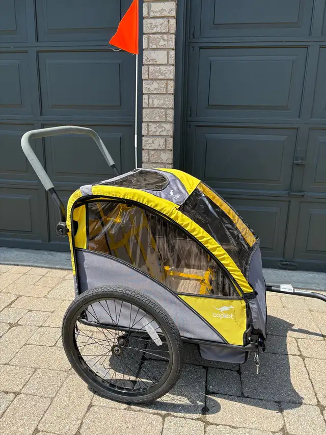 CoPilot Bike Trailer in Kids in Hamilton - Image 5