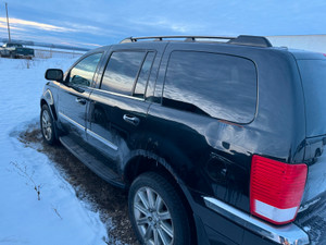 2008 Chrysler Aspen Full load 