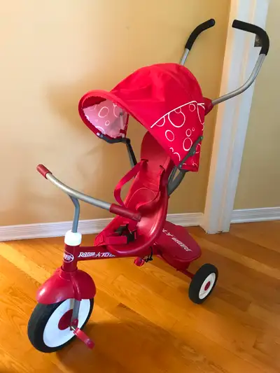 Radio Flyer Tricycle pour fillette 2-5ans, comme neuf, Voir plus