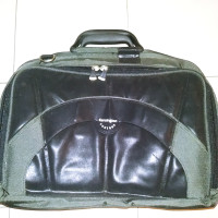 Kensington Laptop 17-Inch Carrying Case