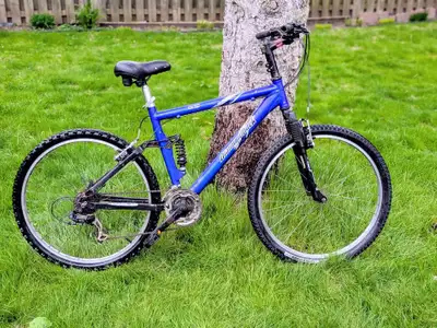26" Diamondback Coil Dual-Suspension MTB – Upright Comfort, View more