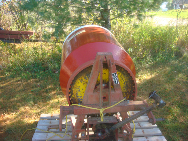 Cement Mixer  $500. in Other in North Bay - Image 2