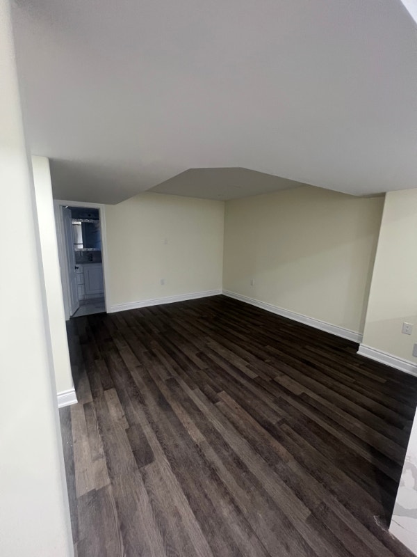 Large 1 Bedroom Basement Apartment in Caledon Dougall & Kennedy Long