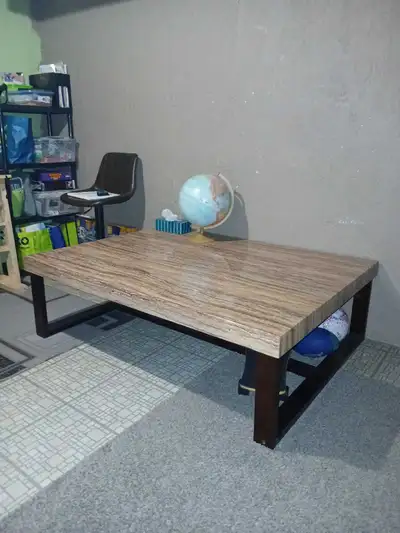 Beautiful large Coffee table with Matching End Tables. Perfect for puzzles and game night or not hav...