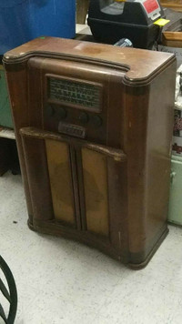 antique floor radio in Ontario - Kijiji Canada
