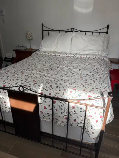 structure de lit ( sans matelas), View more
