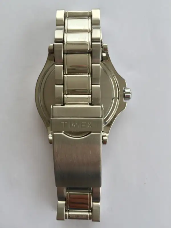 NHL VANCOUVER CANUCKS TIMEX WATCH in Jewellery & Watches in Downtown-West End - Image 4