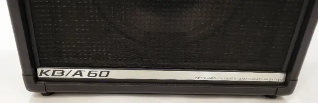 PEAVEY KB/A 60 Keyboard/Acoustic Amplification System in Amps & Pedals in Windsor Region - Image 4