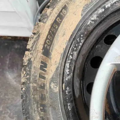 Michelin X-ICE winter tires on rims in great condition 205/55 16 Bought brand new, got about one mon...