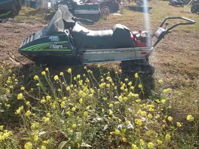 2024 yamacat Kids snowmobile. 6 speed with reverse. This has been great for my little guys to start...