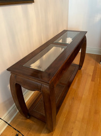 Table pour l’entrée en bois massif/Solid wood Entrance table: