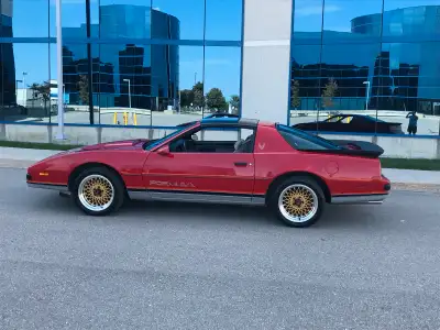 More pictures available upon request Rare model in the formula Has WS6 suspension and brakes Full SL...