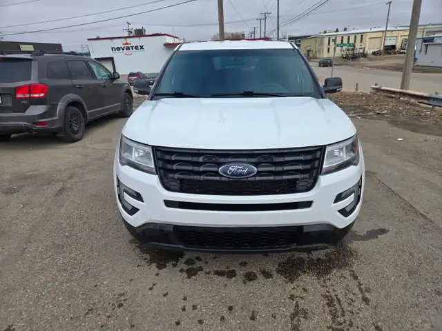 2018 Ford Explorer436979895779338240