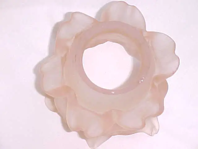 MEYDA STYLE FLOWER PETAL GLASS LAMP SHADE in Indoor Lighting & Fans in Calgary - Image 4