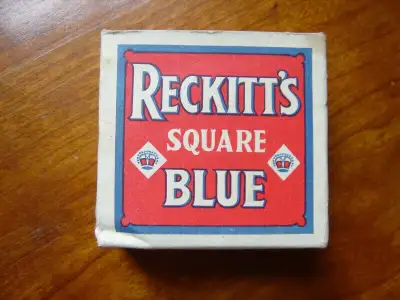 Vintage Reckitt’s Square Blue, 4 Wrapped Squares Made in Britain, View more