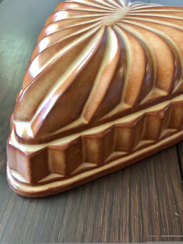 Terra Cotta Glazed Heart Baking Cooking Mold Shape Kitchen Engla in Kitchen & Dining Wares in Calgary - Image 6