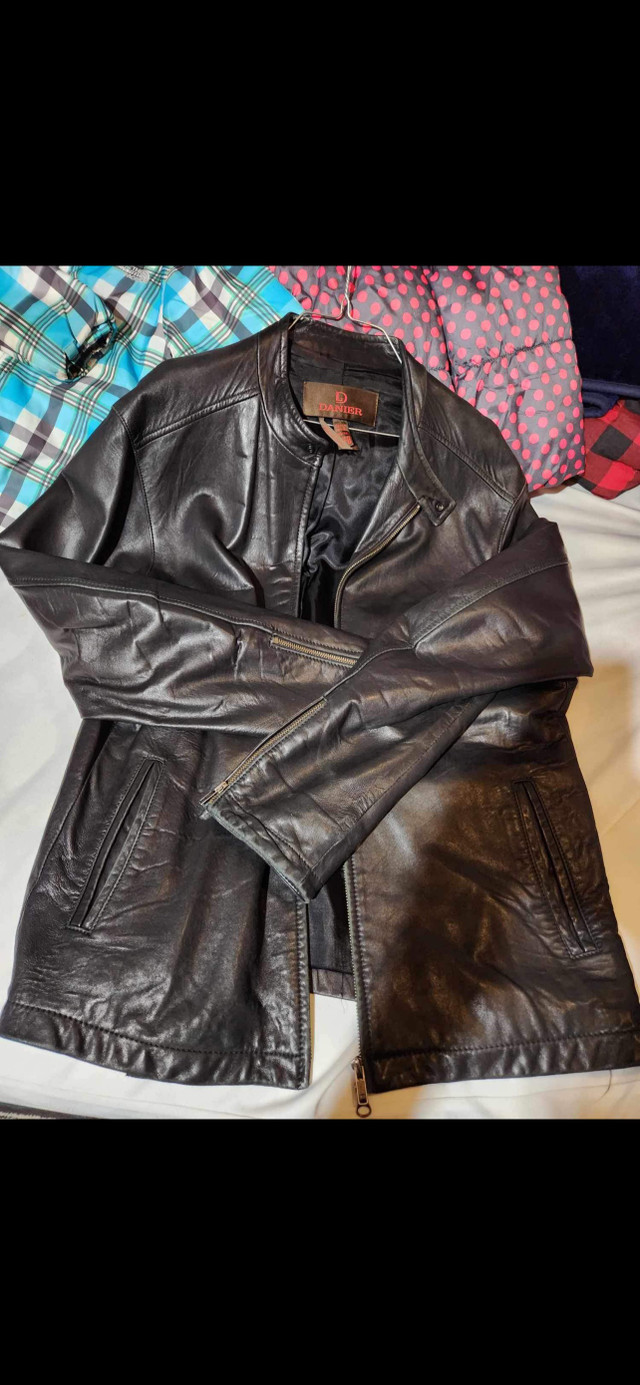 Manteau homme cuir et hiver et veste xl 2 xl  dans Hommes  à Granby - Image 3