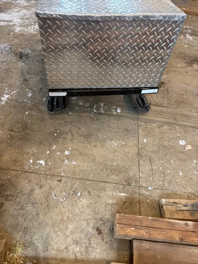 best ice tow behind sled  in Other in Ottawa - Image 6