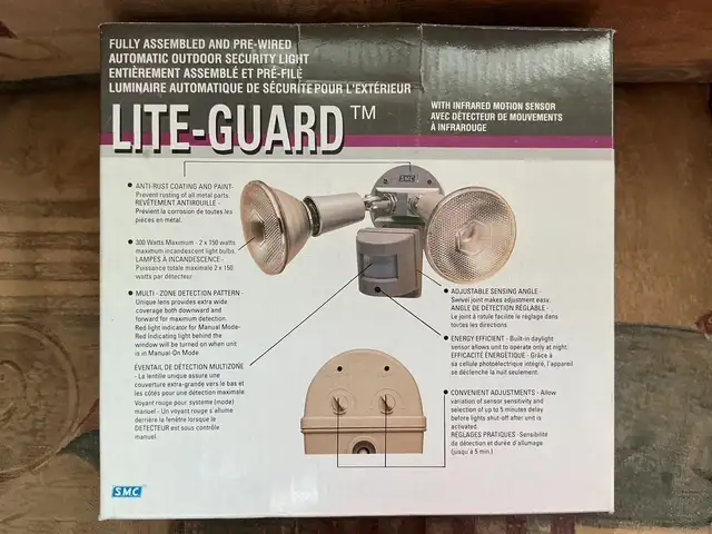 LUMINAIRES AUTOMATIQUES DE SÉCURITÉ ET DÉTECTEUR POUR EXTÉRIEUR in Outdoor Lighting in Laval / North Shore - Image 5