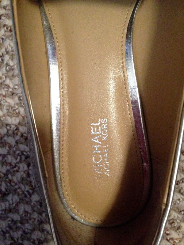 Micheal Kors Connor Loafer Silver in Women's - Shoes in Strathcona County - Image 2