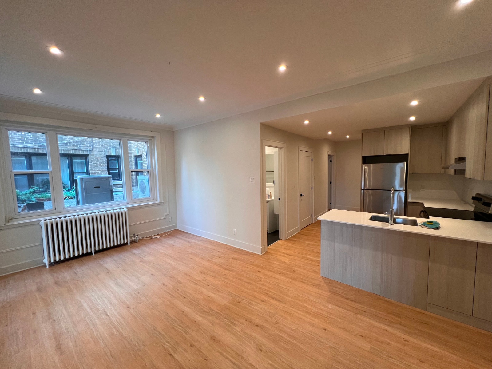 Recently Renovated 5½ Apartments Available - A louer • For Rent — photo 1