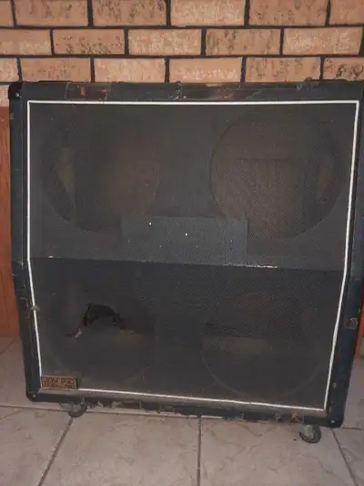 No speakers included. All corners, handles, casters etc. are in good condition. Some of the tolex is...