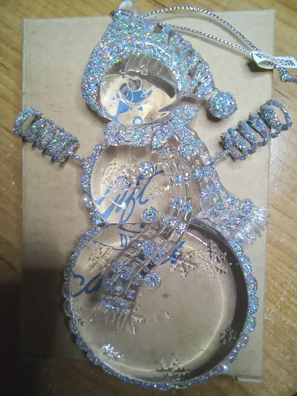 Avon Glistening Ornament Snowman in Holiday, Event & Seasonal in Ottawa - Image 2