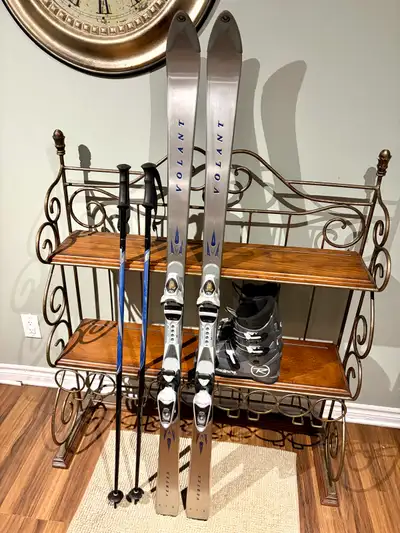 Women’s VOLANT Ski set 160cm with Ski Boots and Poles, View more