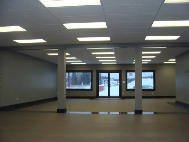 Fort Nelson: Light Industrial Shop OR Heavy Industrial Warehouse in Commercial & Office Space for Rent in Fort St. John - Image 3