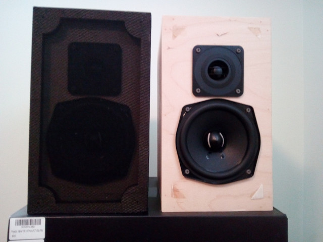 Bookshelf speakers dans Appareils électroniques  à Laval/Rive Nord