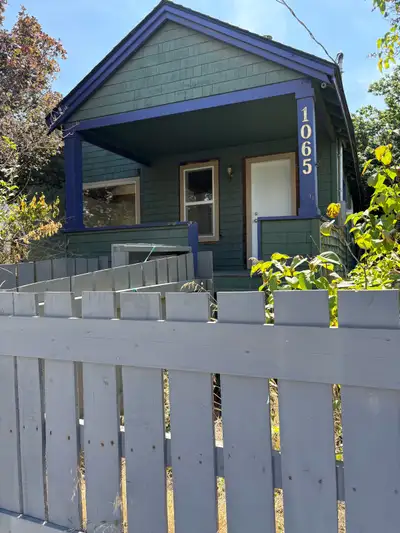 Located on 1065 Columbia St., you are minutes away from everything/anything downtown!! Two Bedroom,...