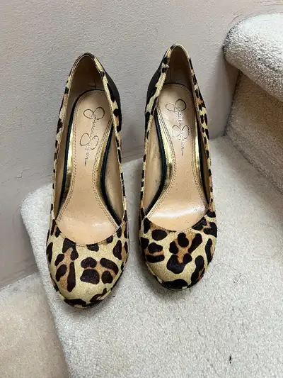 Jessica Simpson Leopard print  High heels, size 7.5, View more