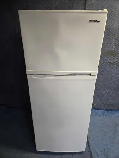 petit frigo livraison incluse , View more