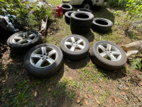 Hyundai 18inch mags wheels 