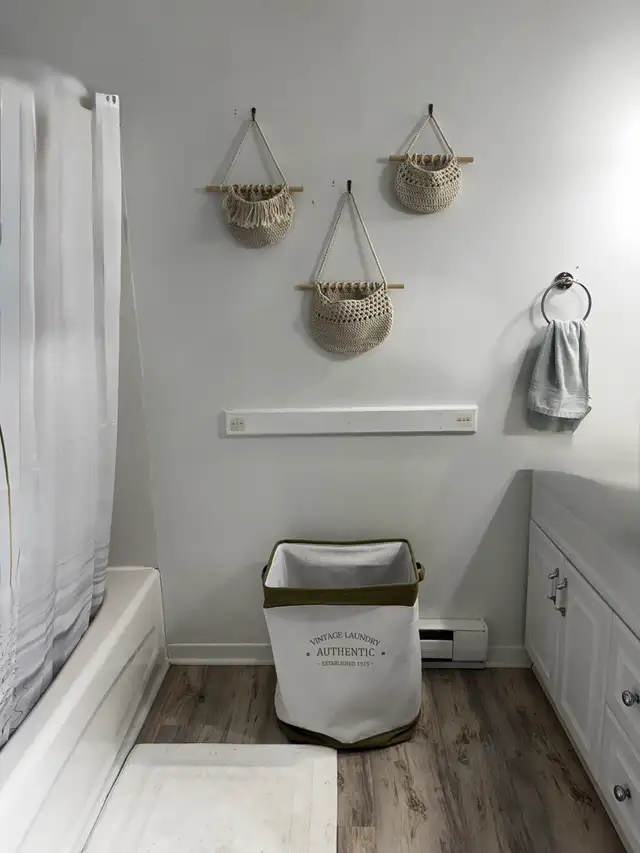 quaint house with an acre plus property for sale in Houses for Sale in Bridgewater - Image 11