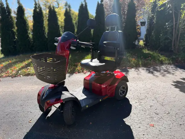 Mobility Scooter - Like New/Used Once - Save $1k + Full Warranty in Health & Special Needs in Oshawa / Durham Region - Image 6