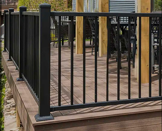 fences and decks  in Decks & Fences in Oakville / Halton Region - Image 2