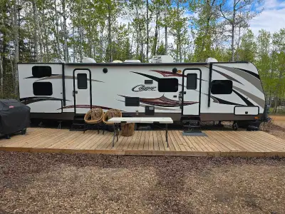 2016 Keystone cougar 31SQBWE bunk model. Trailer has been at our lake lot since 2019 parked. Will ne...