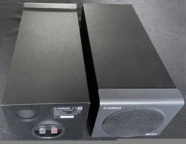 ✅ 2 Yamaha Bookshelf Speakers NS-BP80 ✧ 30 W ✧ Like New in Speakers in Mississauga / Peel Region - Image 6