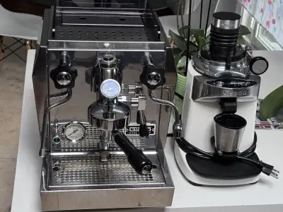 Rocket Giotto and Ceado e37SD grinder, View more