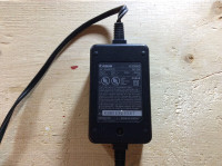 CANON AC adapter / charger K30080