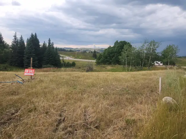 Cottage Club Lot in Ghost Lake in Land for Sale in Calgary - Image 7