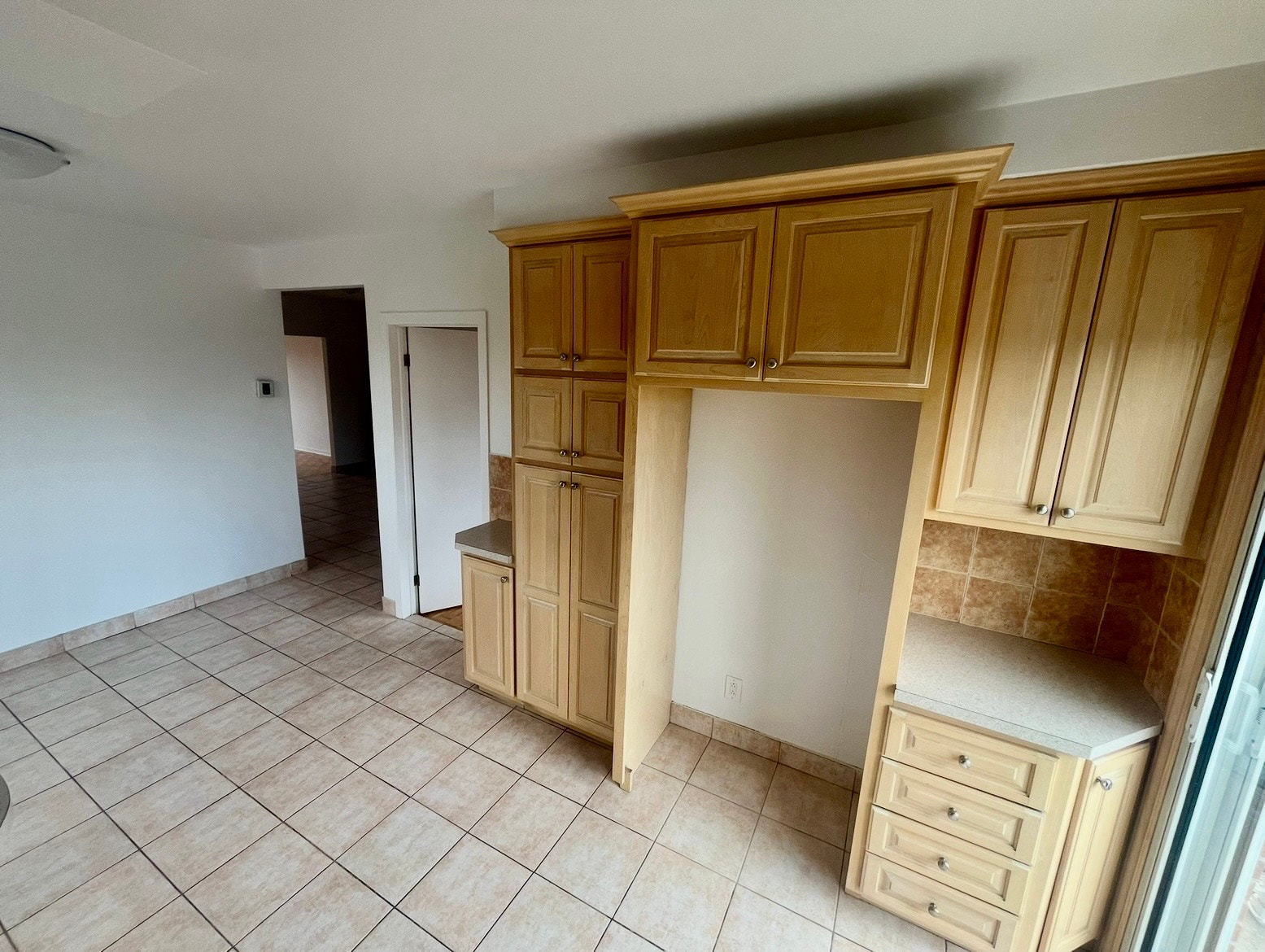 6 1/2 Renové Lumineux et spacieux — photo 2