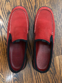 Women's Slip-on red suede shoes - Cole Haan - size 10