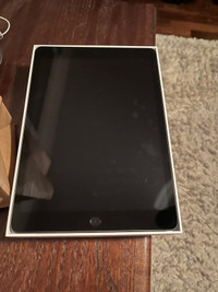 iPad 8 like new 
