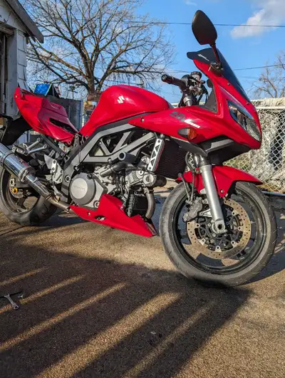 I'm selling my Suzuki SV1000S, a sporty and reliable motorcycle with low kilometers and recent servi...